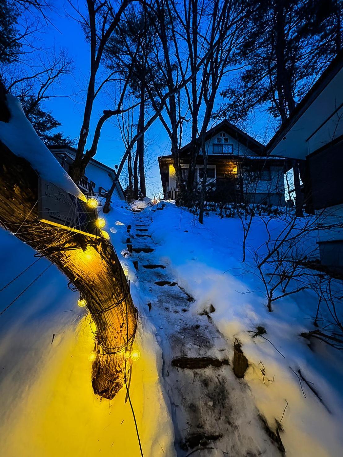 Holiday home 源泉掛け流し付き貸切別荘-authentic Private With Private Kusatsu Onsen - The Hideout Kusatsu-