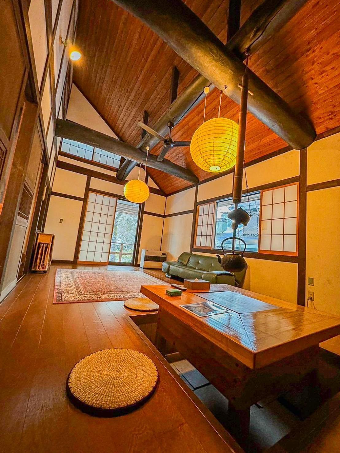 源泉掛け流し付き貸切別荘-authentic Private With Private Kusatsu Onsen - The Hideout Kusatsu- Holiday home *